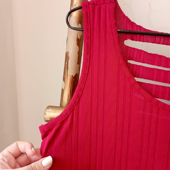 Ribbed Cut Out Back Dress - Picture 9 of 10